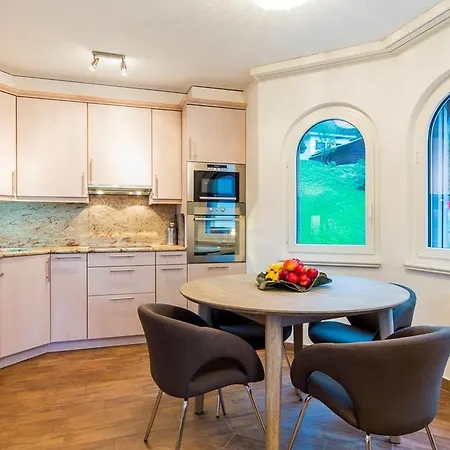 Residenz Ambassador B13 Mit Wellness-fitness Apartman *